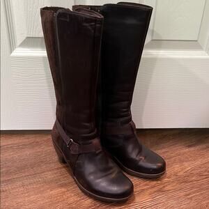 Merrell Brown Heeled Boots Timeless Leather Design